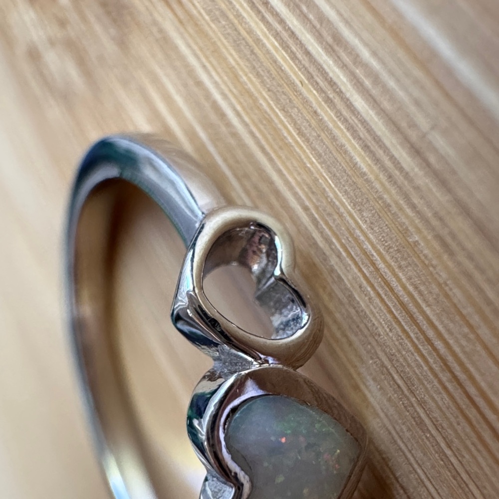 Silver Heart Opal Ring size 7 - Picture 6 of 7